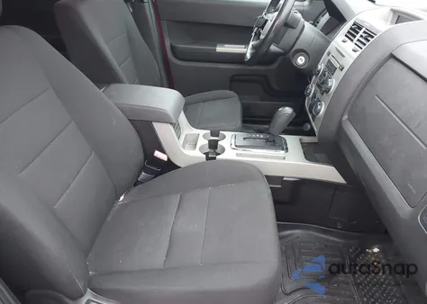 2010 Ford Escape Xlt from USA, damaged, VIN 1FMCU0D74AKC07355